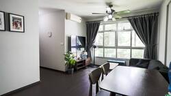 Blk 210A Punggol Crest (Punggol), HDB 3 Rooms #324051251